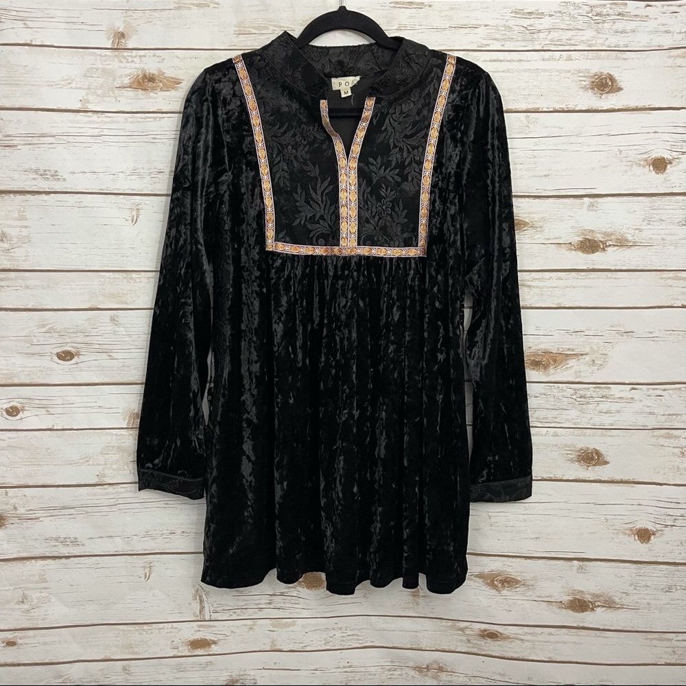 POL Boho Crushed Black Velvet Floral Lace Detail Tunic Top